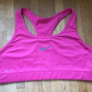Nike Pro Sports Bra